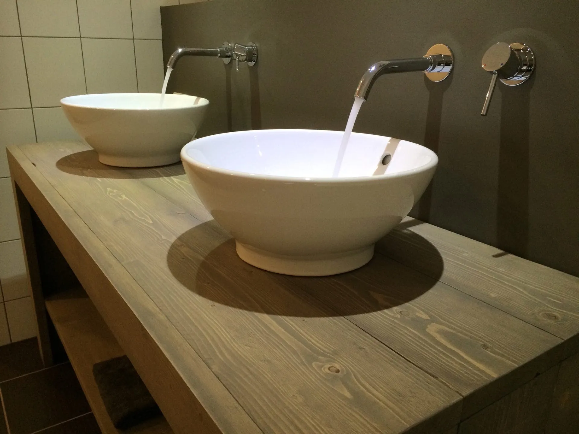 houten wastafel