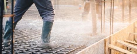 Hoe stort je zelf een betonvloer?