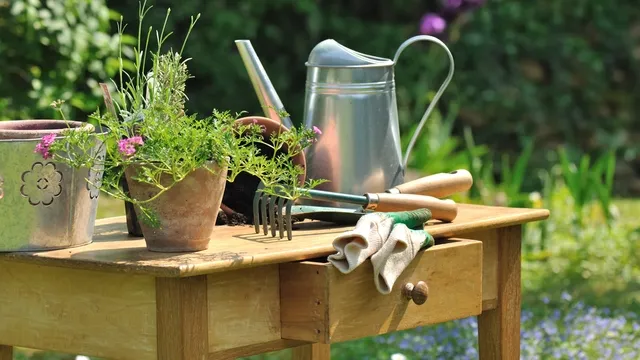 wooden potting table
