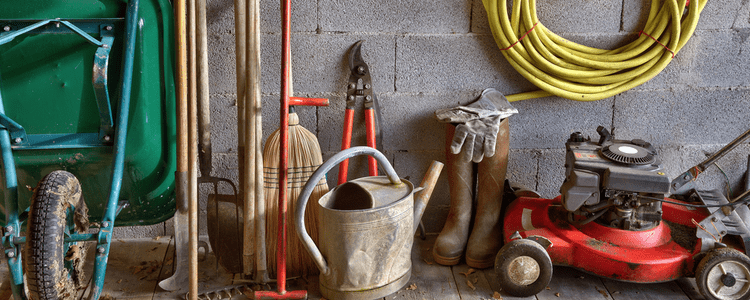 Prepare and store garden tools for winter