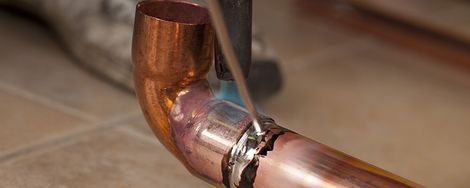 How to solder water pipes